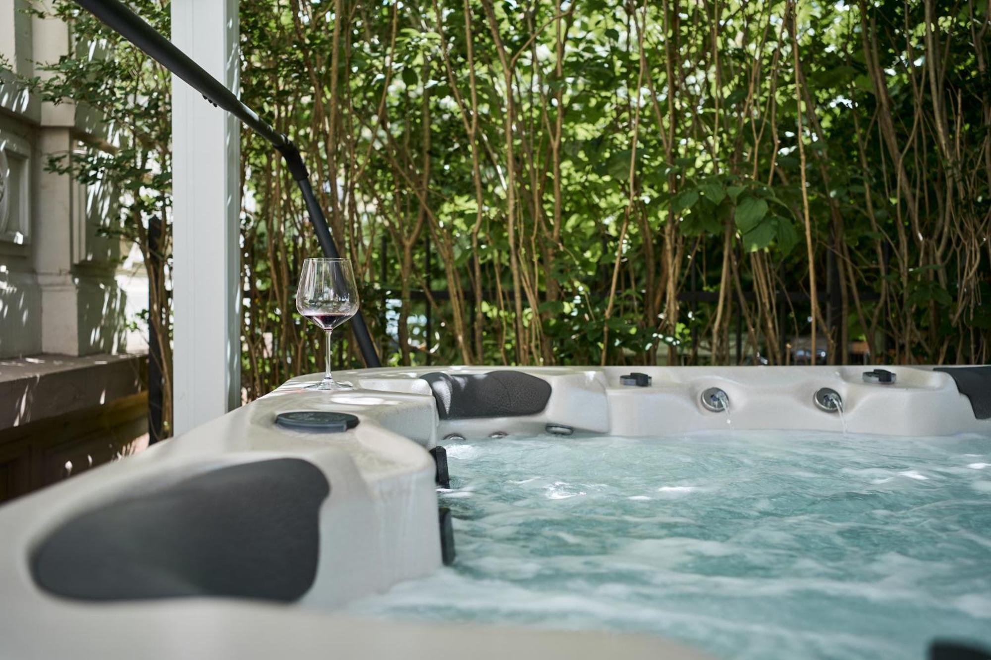 Historical Luxury Homes - Stadtvilla Mit Jacuzzi Und Garten 프라이부르크 임 브리스가우 외부 사진